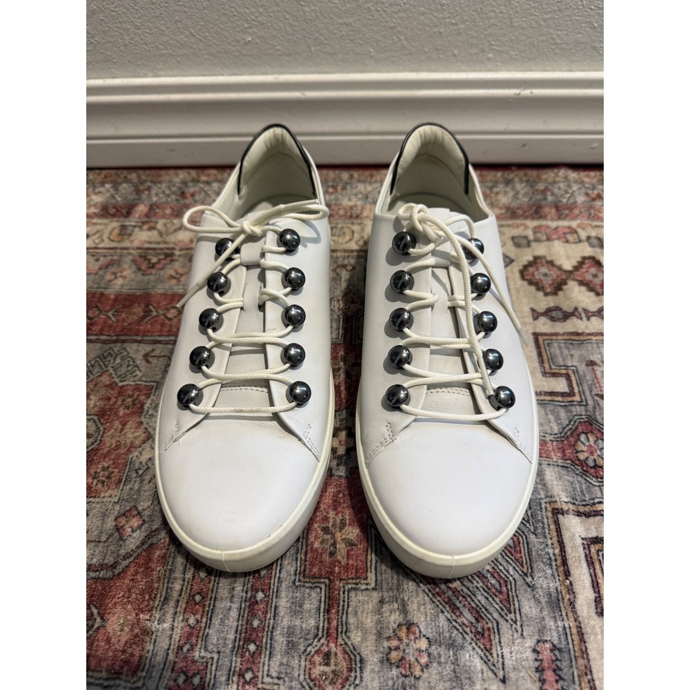 ECCO Soft White Leather‎ Low Top Sneakers Gunmetal Bead Laces women's 10